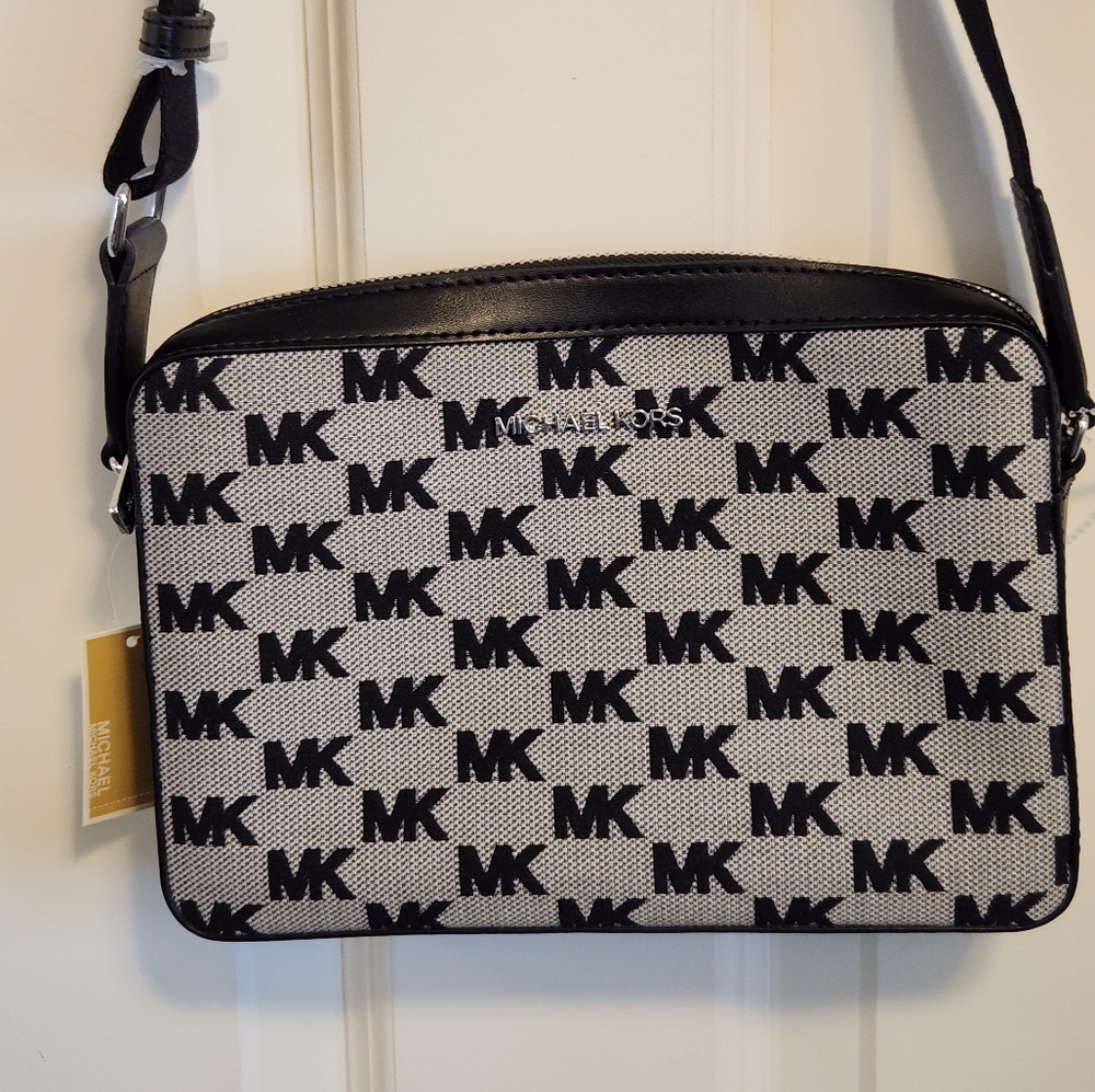 NWT Michael Kors Jet Set Crossbody Bag - Picture 2 of 12